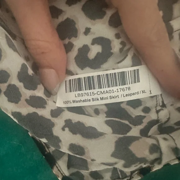 Quince Washable Silk Leopard Print Mini Skirt XL Animal Print - Picture 3 of 4